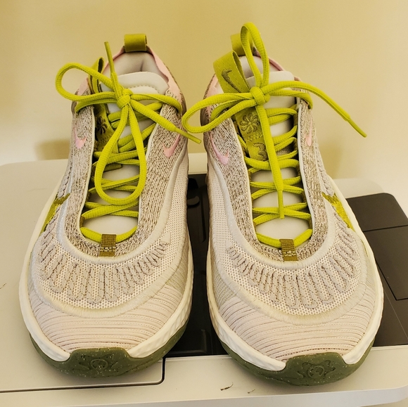 Nike Cosmic Unity 3 Mid Phantom Bright Cactus DV9087-001 Womens Size 7.5 - Picture 5 of 9